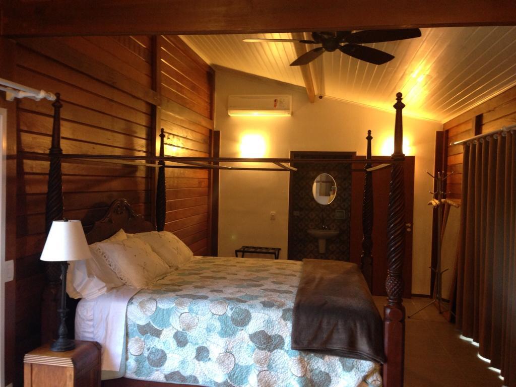 Casa Da Ilha Do Mel - Pousada De Charme Номер фото